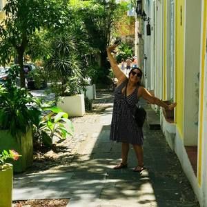 Meet your Posher, Danielle